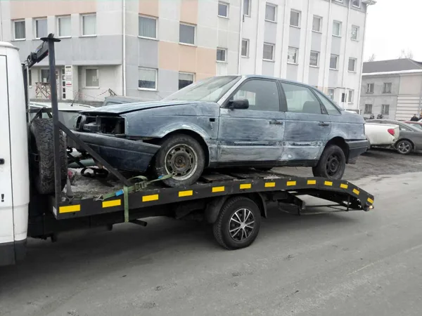 Эвакуация авто в покрасочную камеру
